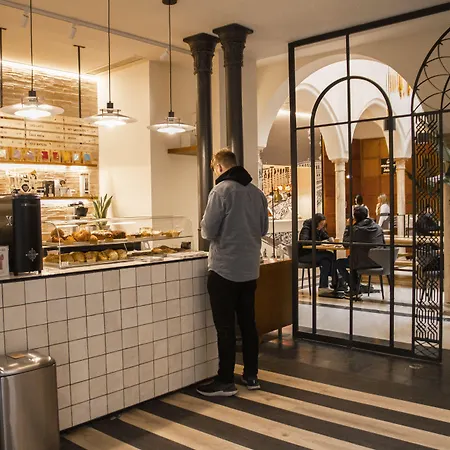 Penzion Select Tetuan 4*